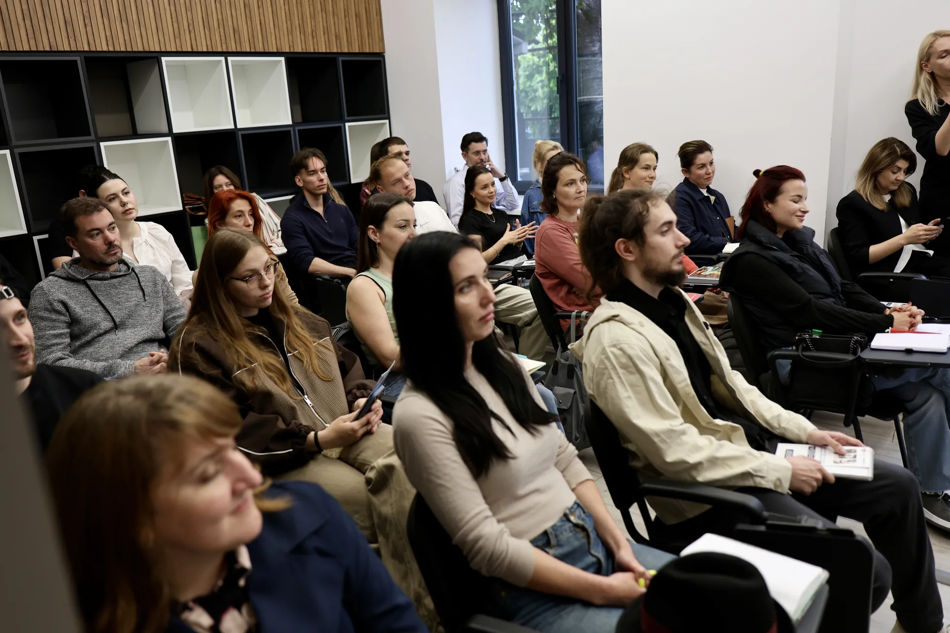 Participanții la sesiunea de lansare